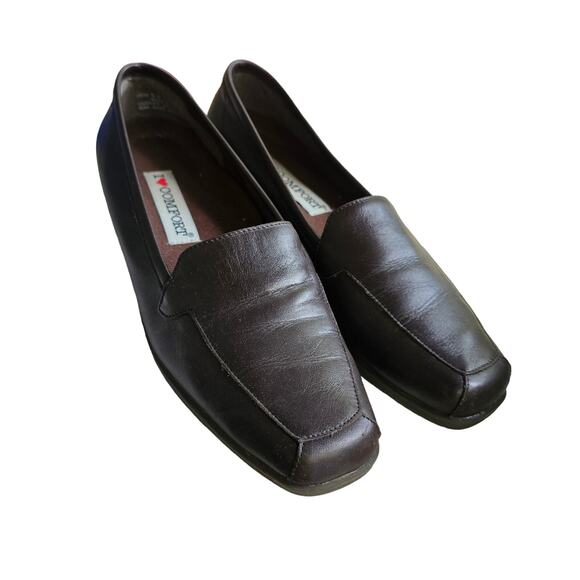 I Love Comfort Gem Loafer Size 10 Leather Round Toe Office Comfort Mature Casual - Picture 1 of 8